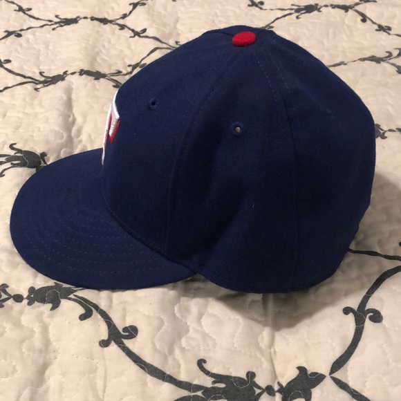 Texas Rangers Hat - Picture 2 of 4